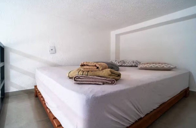 Garden of the Sun Inn 1 !