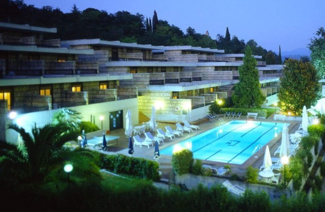 Garden Hotel