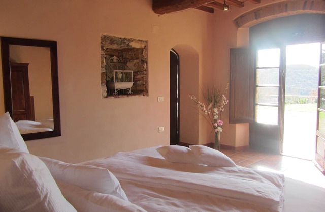 Garden Suite (two double bedrooms/two bathrooms)