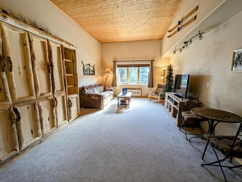 Gateway Lodge 5062 by SummitCove Lodging