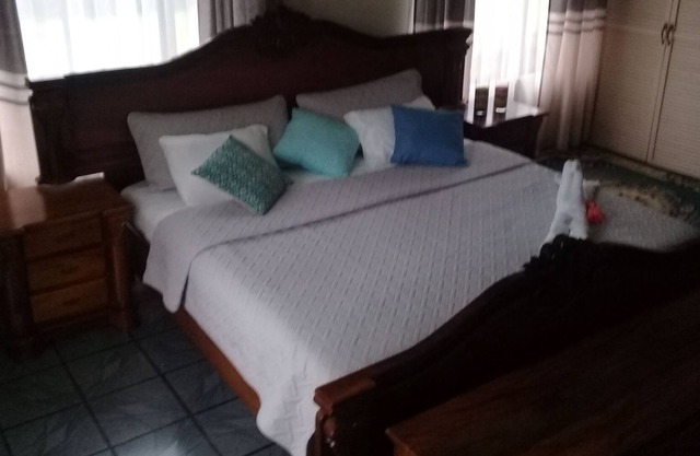 Gato y Culla House, country house