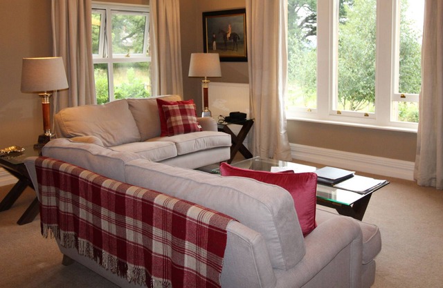 GELTSDALE GARDEN APARTMENT, family friendly in Wetheral