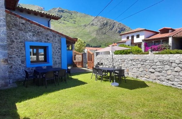 Gestiona2R - Casa El Refugio para 12 con finca en Llanes