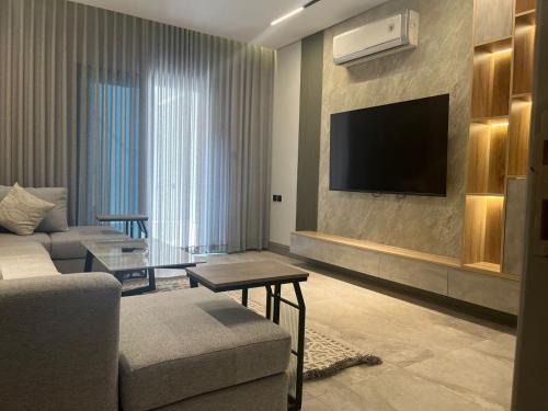 Ghernata Apartment - Smart Entrance