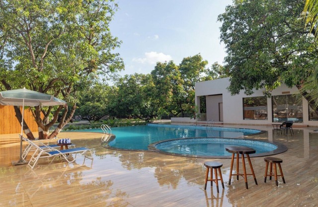 Gir Aatithya Clarks Inn