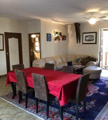 Gite équestre, belle maison ancienne en pierre