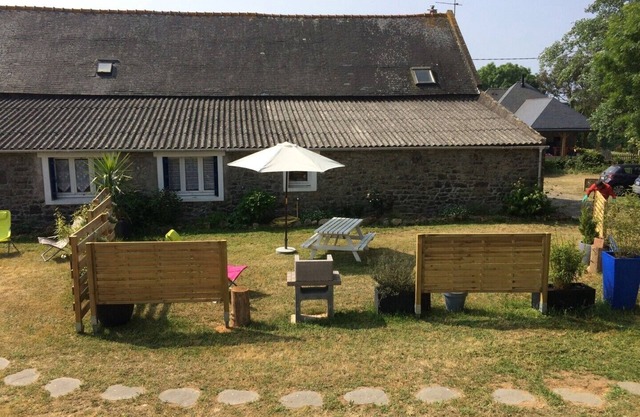 Gite 1 km from the beaches of Gâvres and the village of Plouhinec