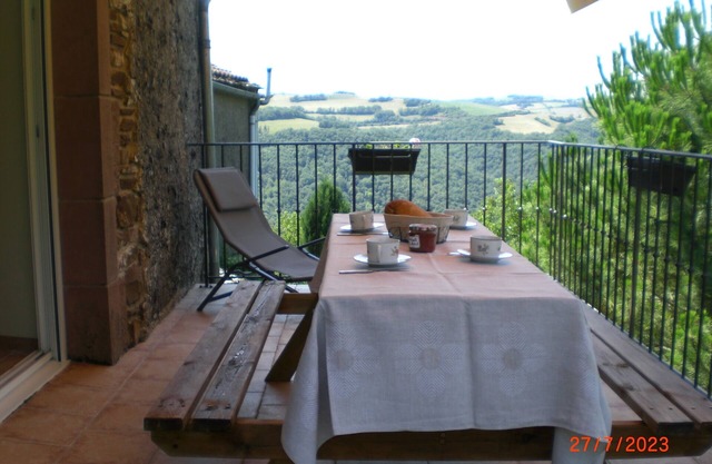 Gite in renovated barn, PMR access, in the heart of nature, hiking, cycling.