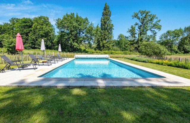 'Gîte Le Gardien' with Shared Pool, Private Terrace and Wi-Fi