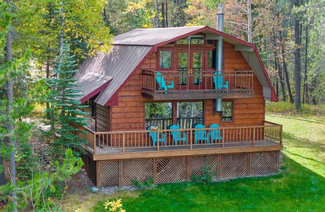 Glacier Park and Golf Course Views