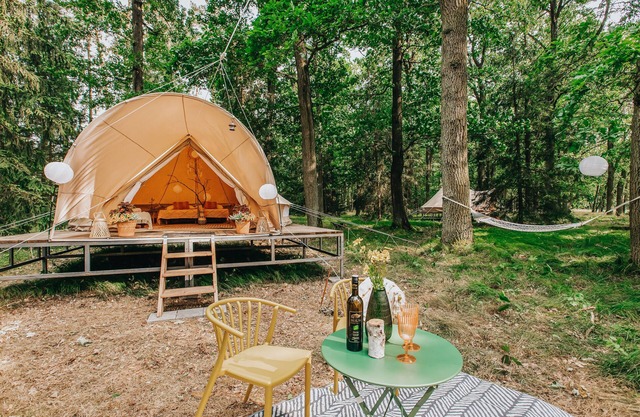 Glamping Černická obora