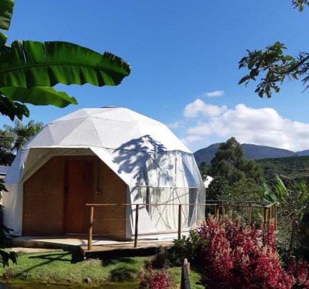 Glamping Caparaó - Domo Terracota