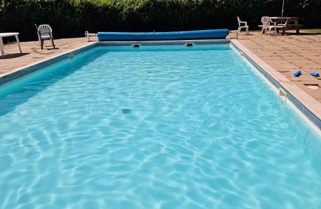 Glamping Hut - Riverview 5