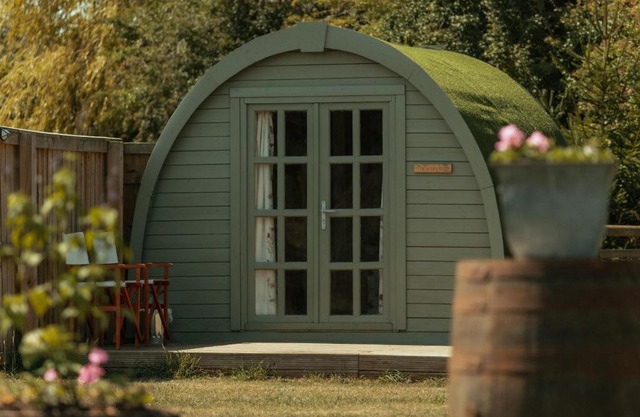 Glamping in Wiltshire the Green Knoll is a charm