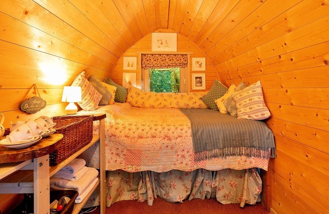 Glamping Pod in Newbury near Highclere Castle