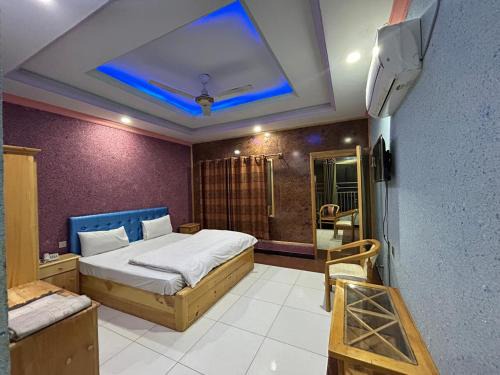 Glorious Continental Hotel