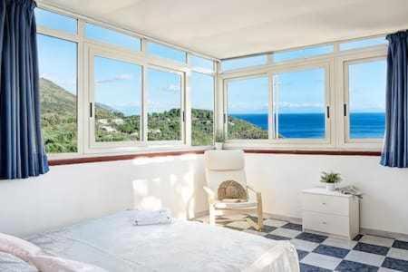 GOCCE VILLAS - Casa Maradona