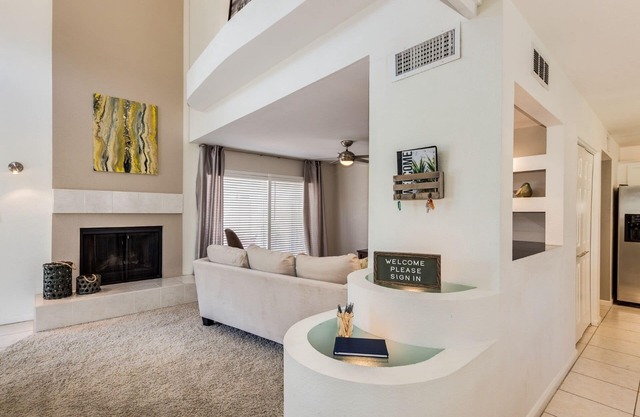 Golf Course Condo, Sleeps 9