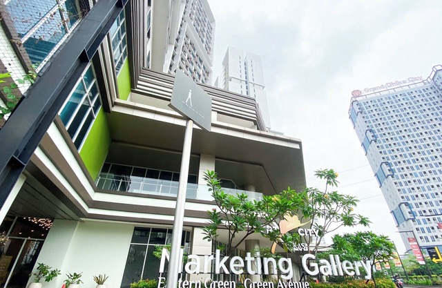 Good Deal And Basic Studio At Lrt City Bekasi Apartment