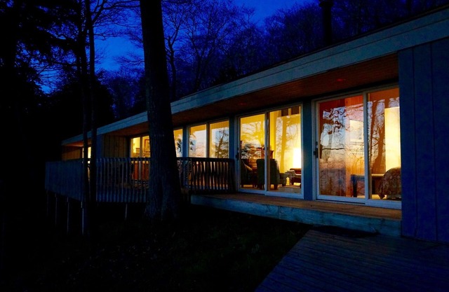 Good Hart Beach Cottage on 100' of Private Beach on Lake Michigan