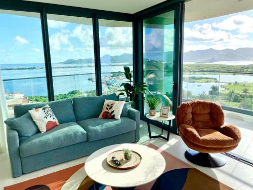 Gorgeous 2 bedroom, 17th floor, with breathtaking view, Fourteen at Mullet Bay