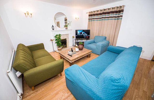 #Gorgeous 3 beds home#7min to subway, free parking