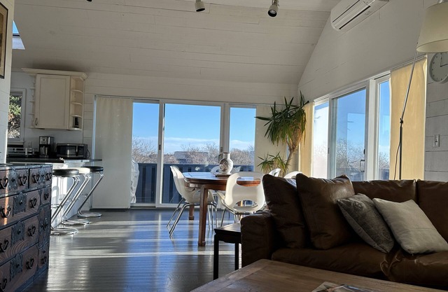 Gorgeous Ditch Plains Beach House