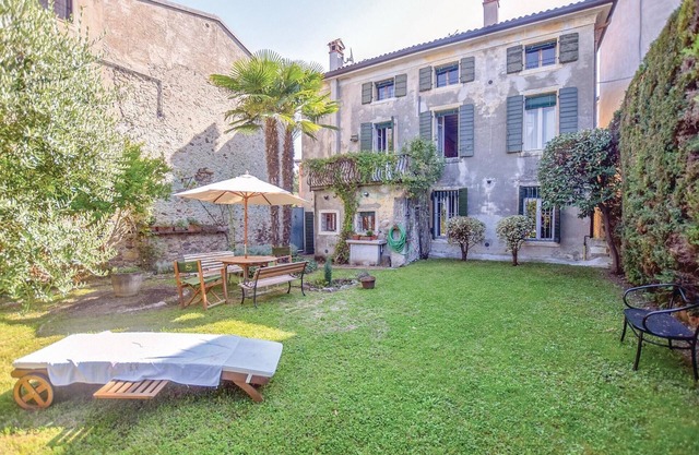 Gorgeous home in pacengo di lazise vr
