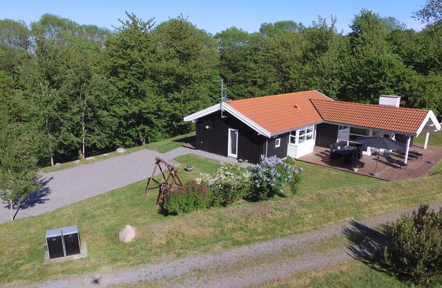 Gorgeous home in Aakirkeby with kitchen