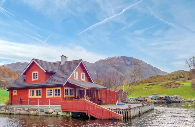 Gorgeous home in åkra with WiFi