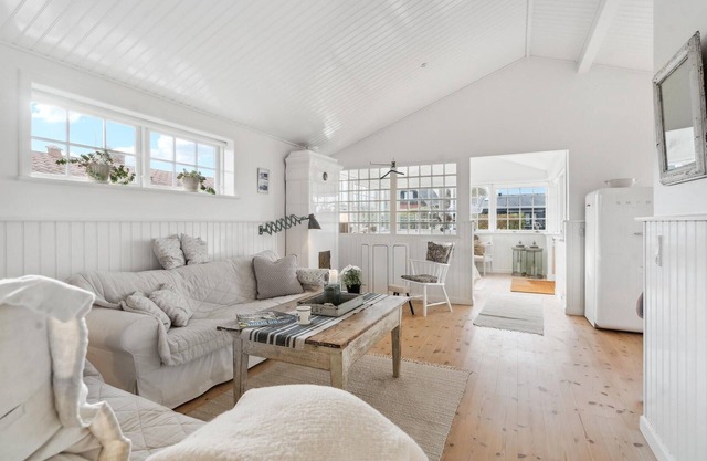 Gorgeous home in Assens with kitchen