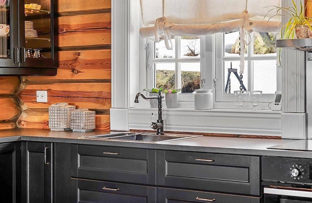 Gorgeous home in Drangedal