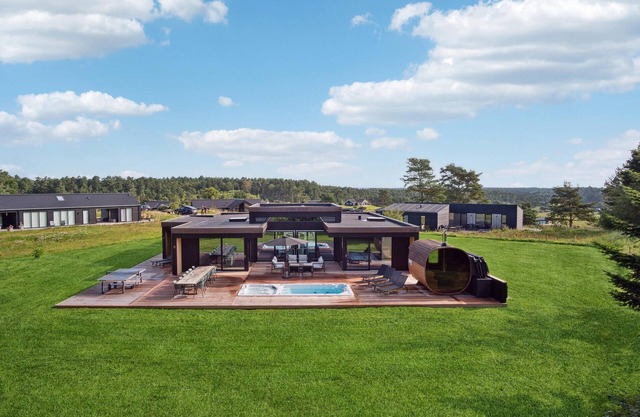 Gorgeous home in Ebeltoft with kitchen