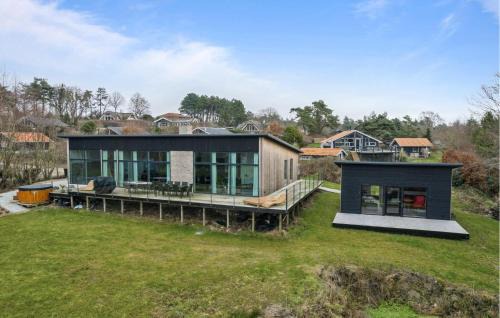 Gorgeous Home In Ebeltoft With Kitchen