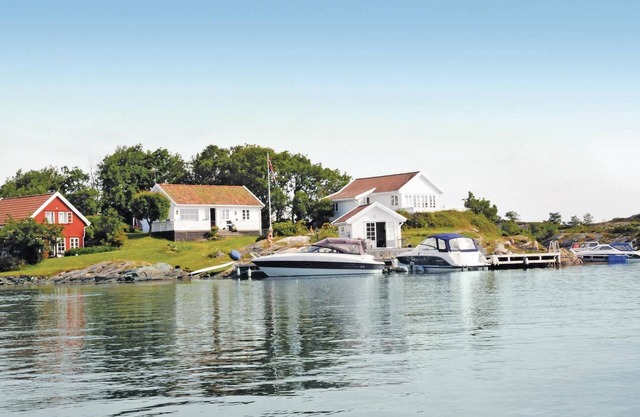 Gorgeous home in Flekkerøy with WiFi