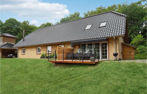 Gorgeous Home In Hobro