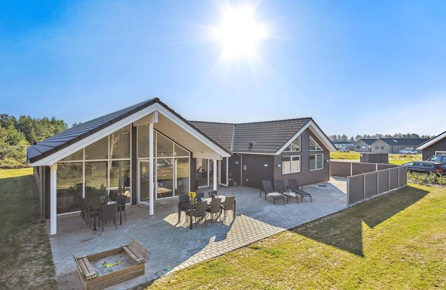 Gorgeous home in Nørre Nebel with sauna