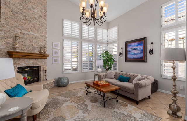 Gorgeous home - Sunset views! 1 King, 3 Queens. Close to 202 for easy access.