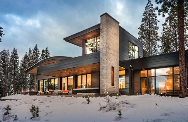 Gorgeous Lake Tahoe Private Estate