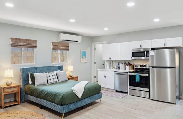 Gorgeous Studio | Pool | Near ASU