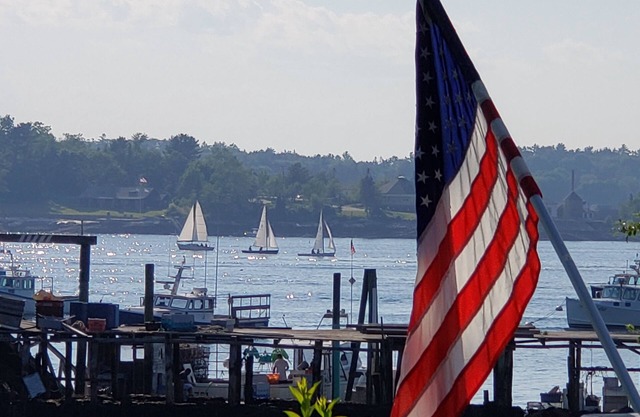 Gorgeous Views of Harbor Entrance!
