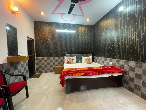 Goroomgo Raghunandan Guest House Ayodhya