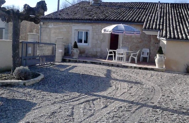 Grand Gite both grindstones