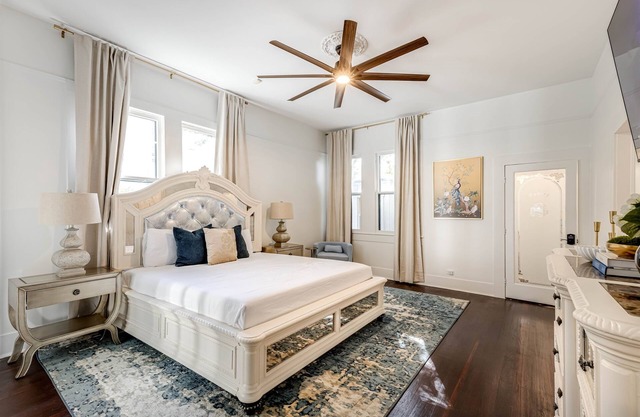 Grand Historic Escape | 5-Bedroom Retreat with Pool & Spa