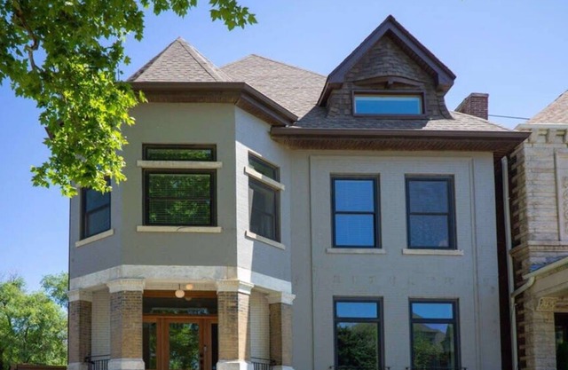 Grand "La Chambre" in CWE | 5BR 4BA/ABODEbucks