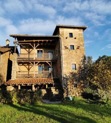 Grande maison de caractère en pierres -superbe vue