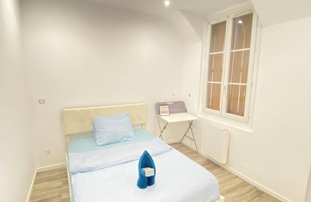 Grande Maison Spacieuse et Élégante Avec 3 Salons