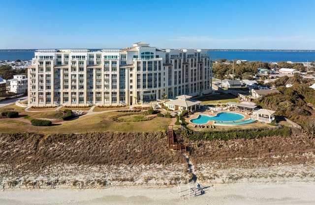 Grande Villas D4 - 2BR Condo