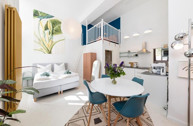 Great 2-room Loft with 2 bathrooms and 2 kitchen