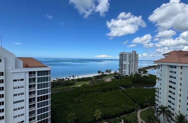 Great views from this 12th floor condo! - CL1202